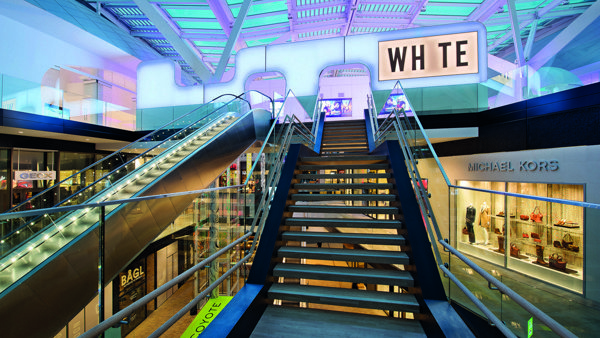 LED Strips & Neonflex Cinema White (2)